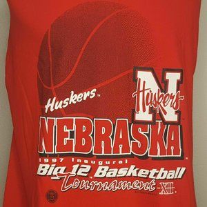 NEBRASKA CORNHUSKER T shirt Vintage '90s 1997 Trny
